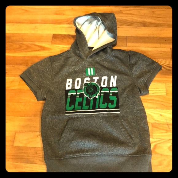 kyrie irving sweat